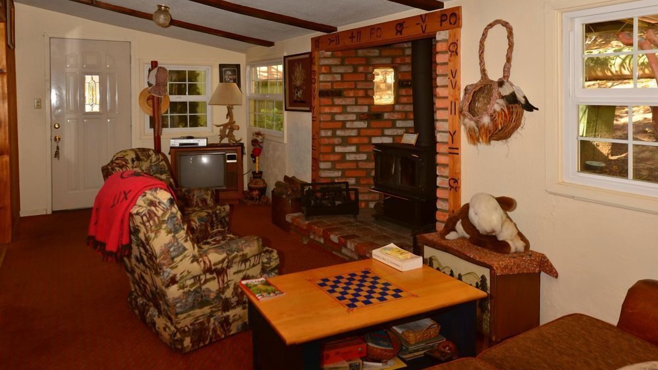 Photo of Livingroom in Julian
