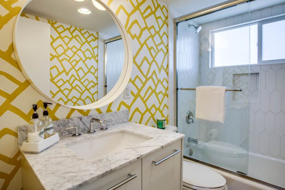 Photo of Bathroom in Indian Wells