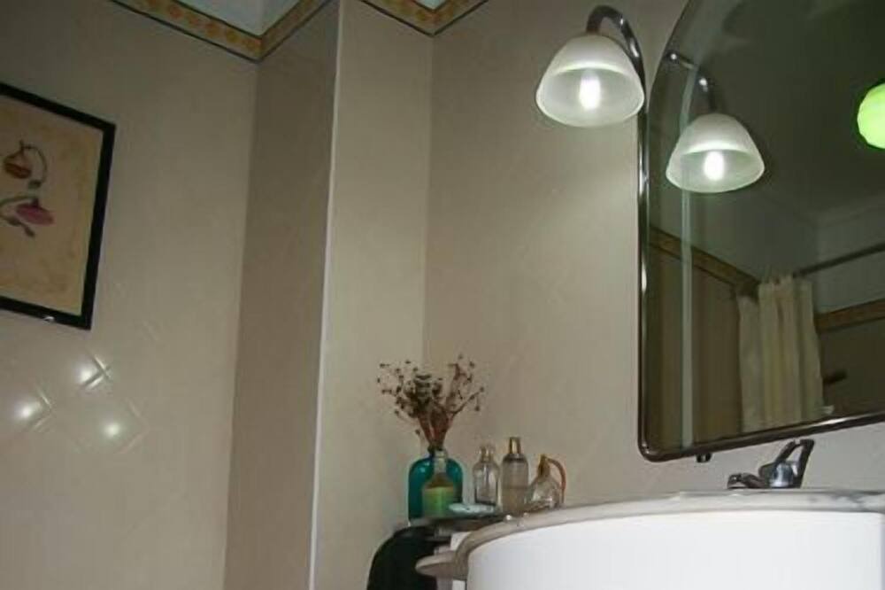 Photo of Bathroom in Barra