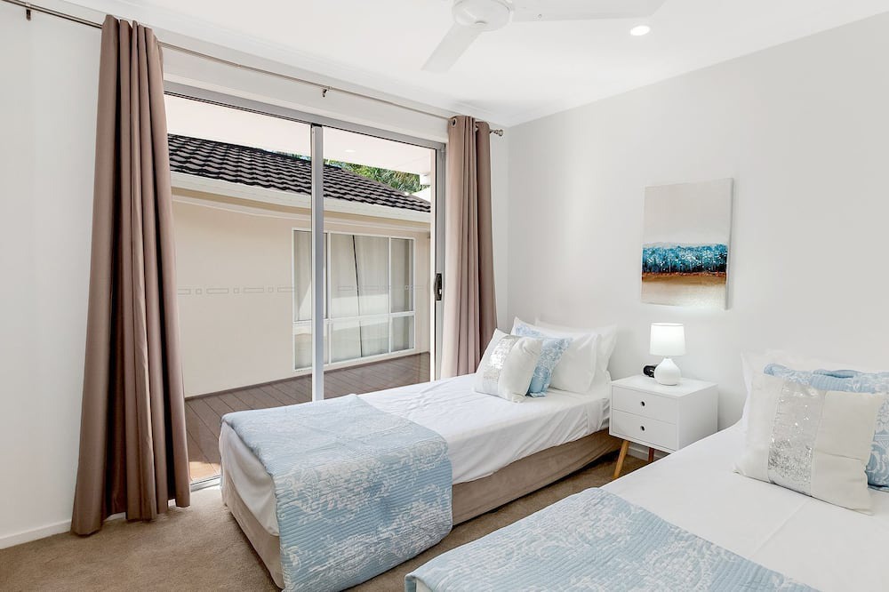 Photo of Bedroom in Broadbeach Waters