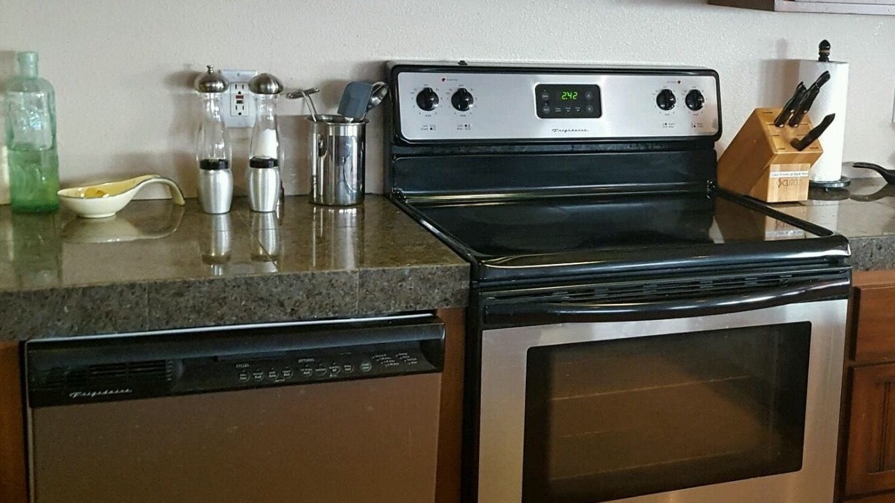 Photo of Kitchen in Earp