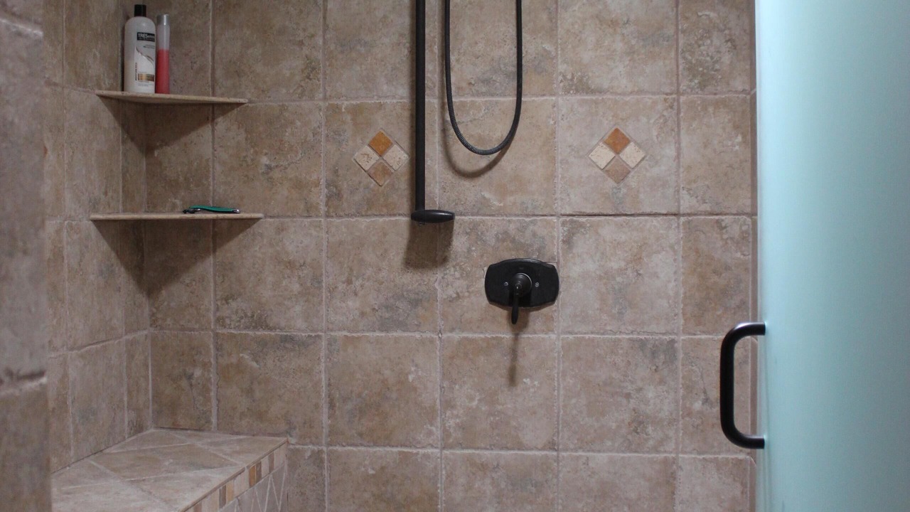 Photo of Bathroom in Earp