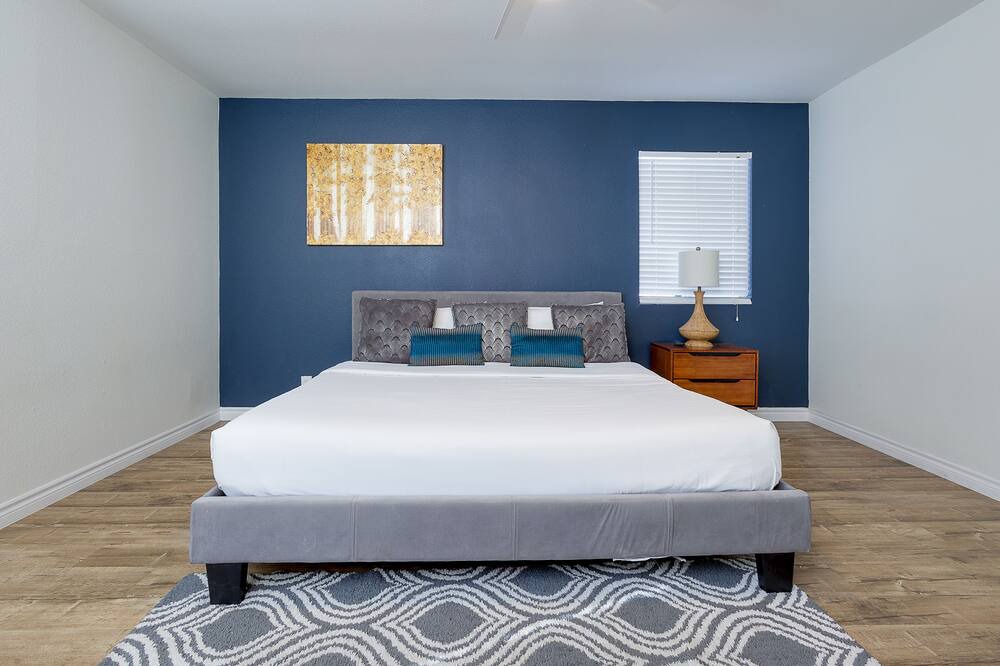 Photo of Bedroom in Rancho Oakey