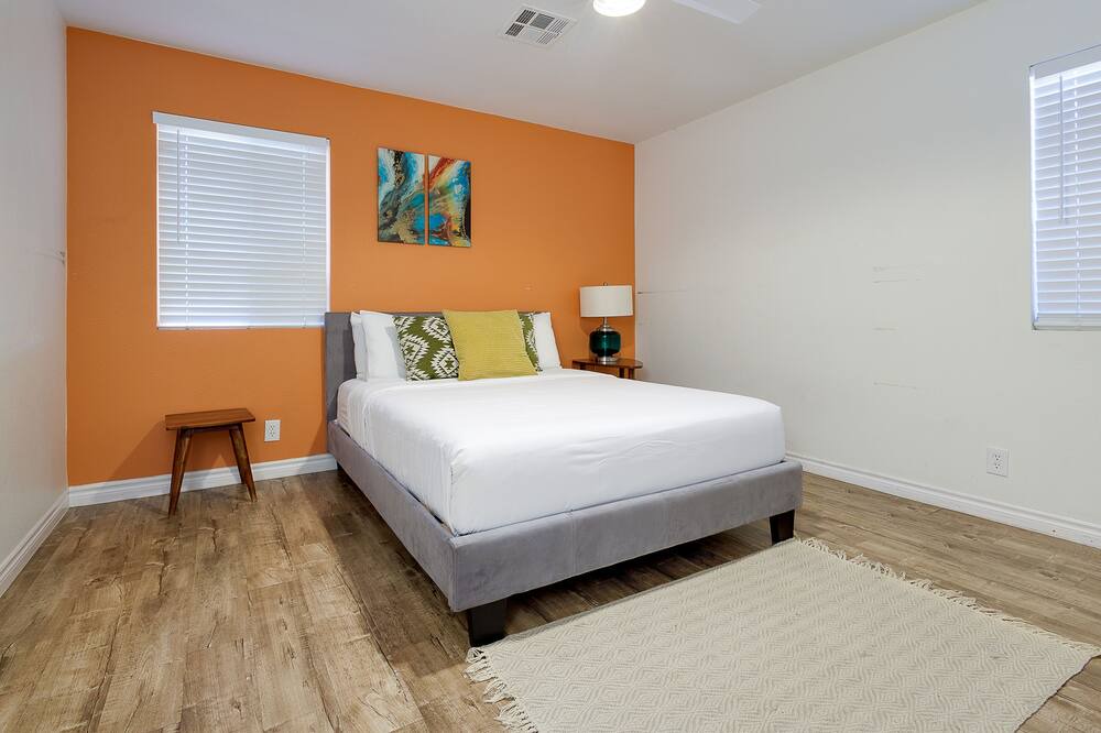 Photo of Bedroom in Rancho Oakey