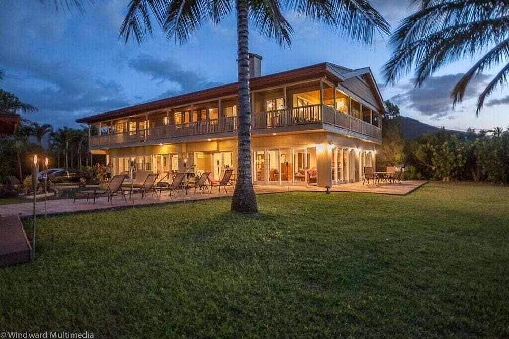 Photo of Bedroom in Waialua