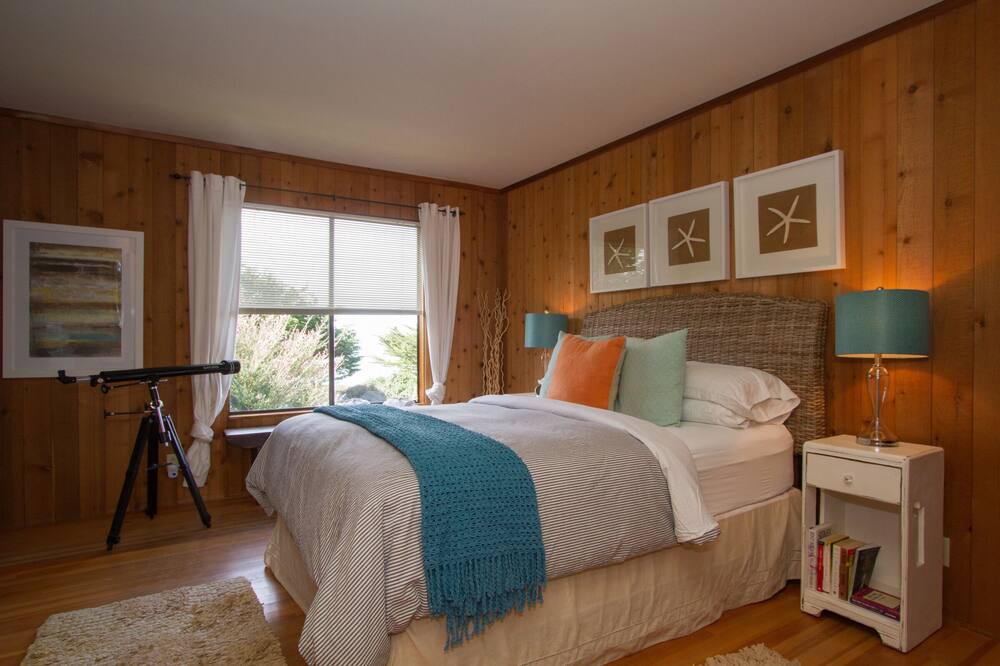 Photo of Others in Timber Cove