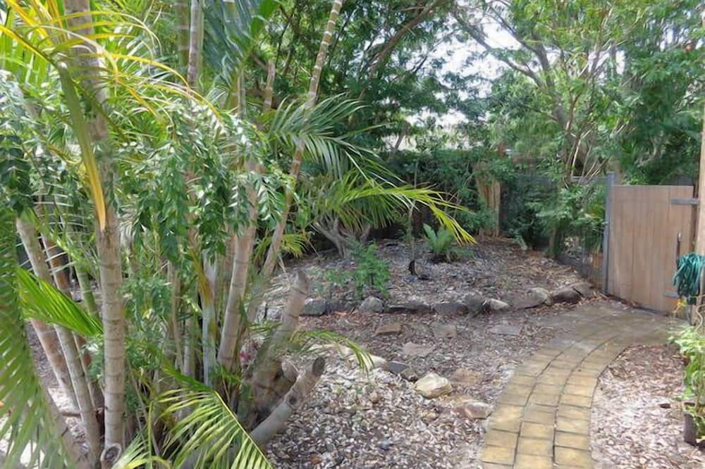 Photo of Outdoor in Mermaid Waters