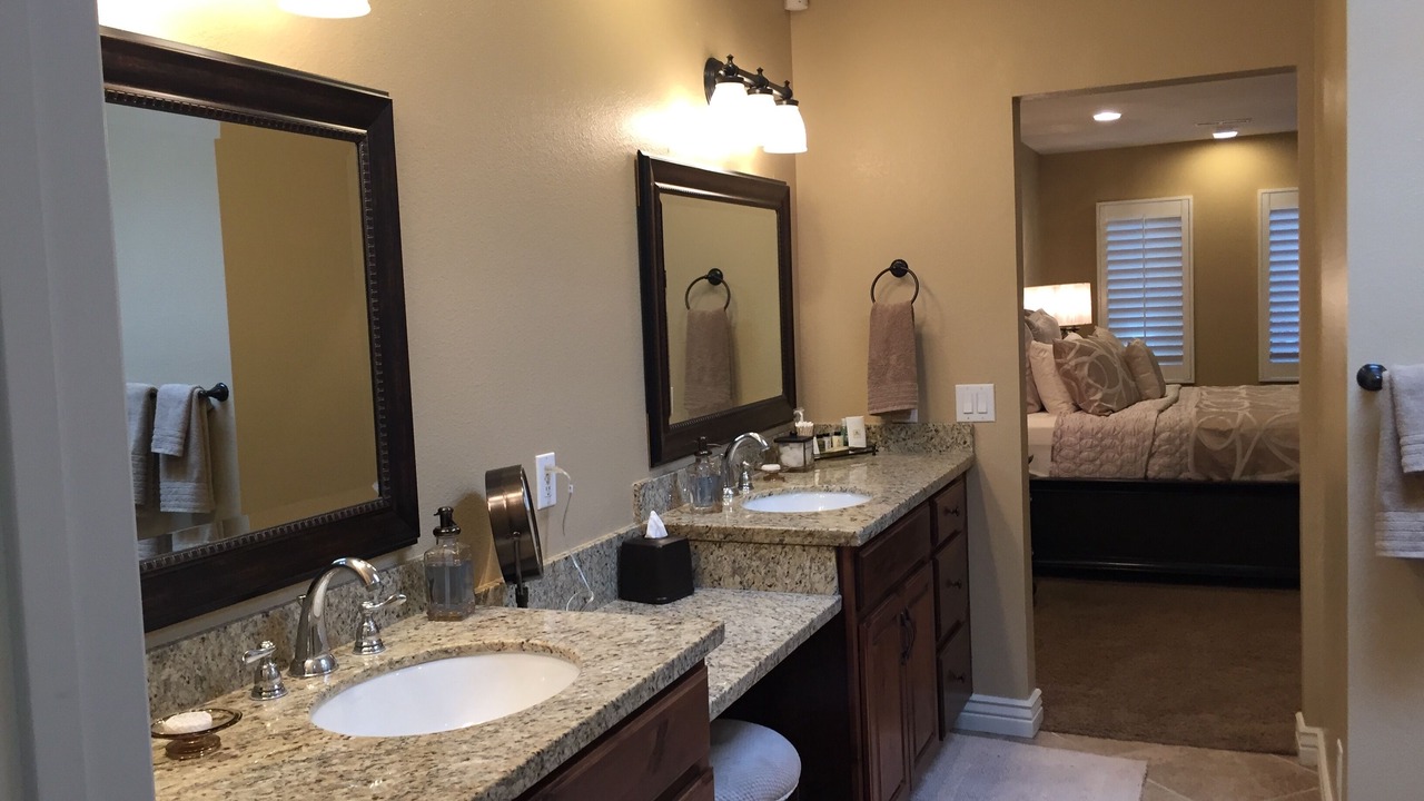 Photo of Bathroom in Pinto Palomino