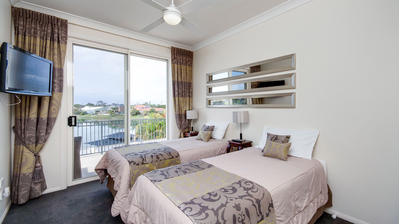 Photo of Bedroom in Broadbeach Waters