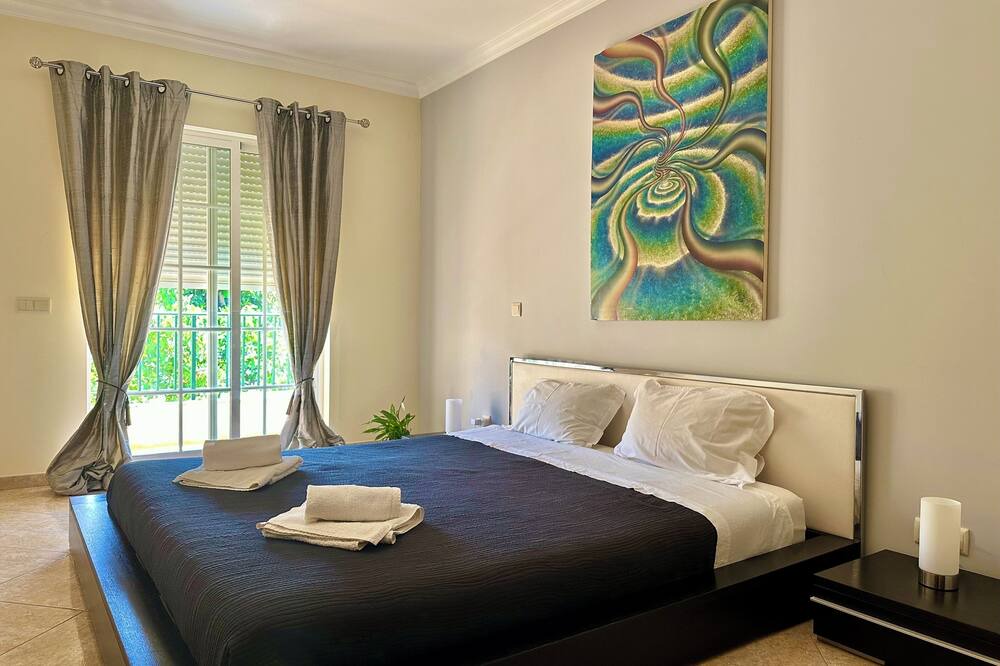 Photo of Bedroom in Vale de Parra