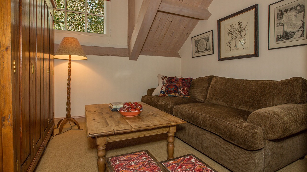 Photo of Livingroom in Lompoc