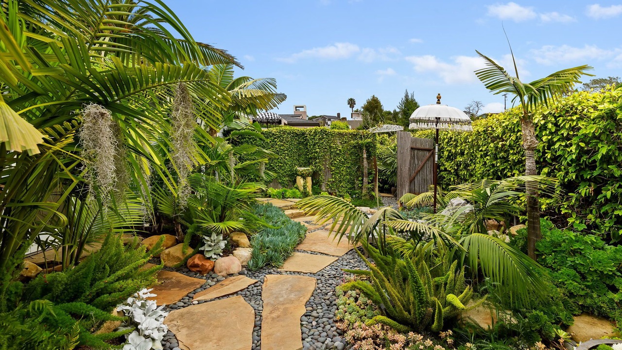 Photo of Outdoor in Summerland