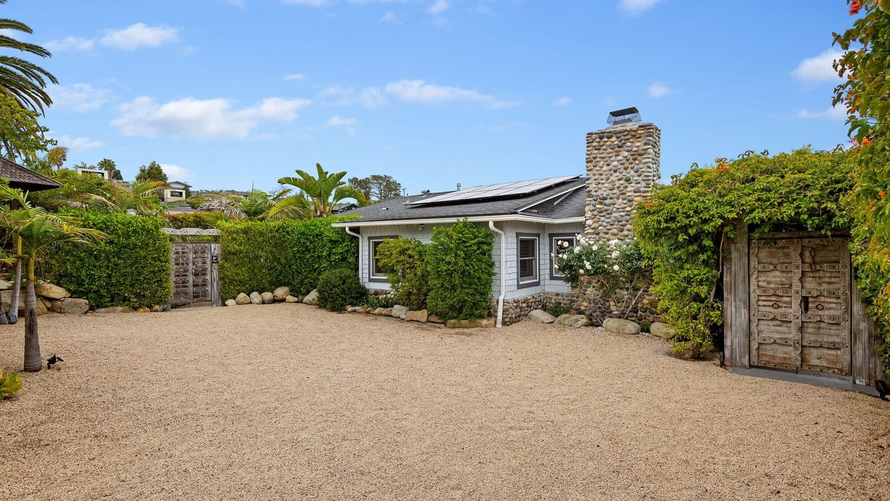 Photo of Outdoor in Summerland