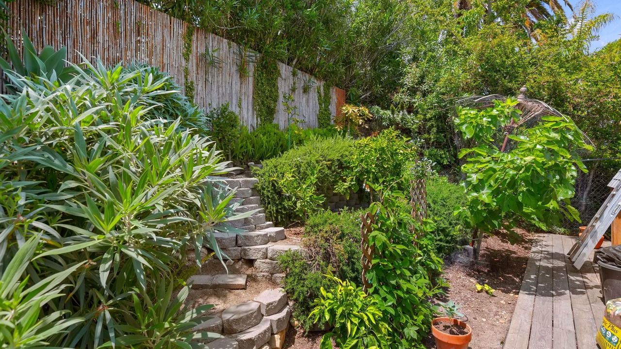 Photo of Outdoor in Summerland