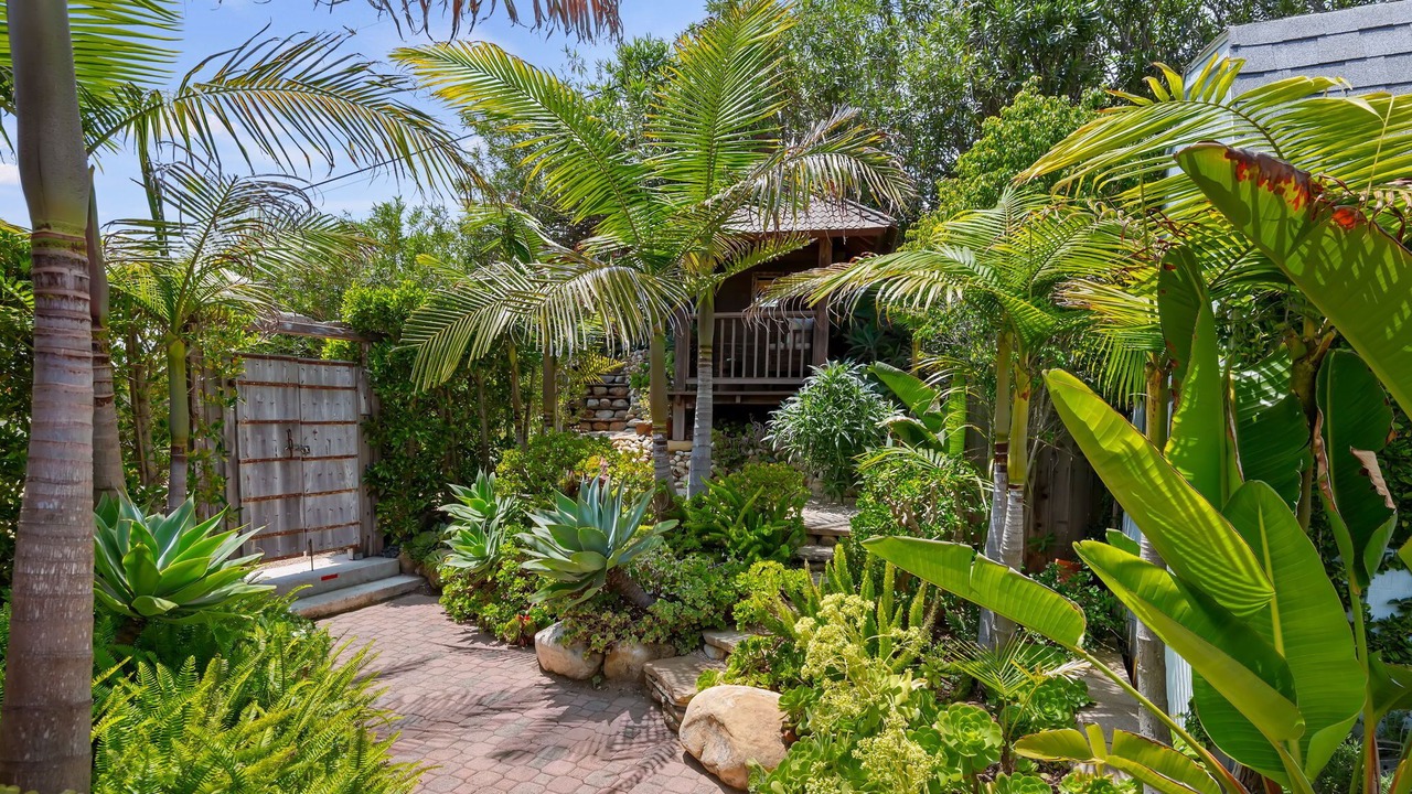 Photo of Outdoor in Summerland