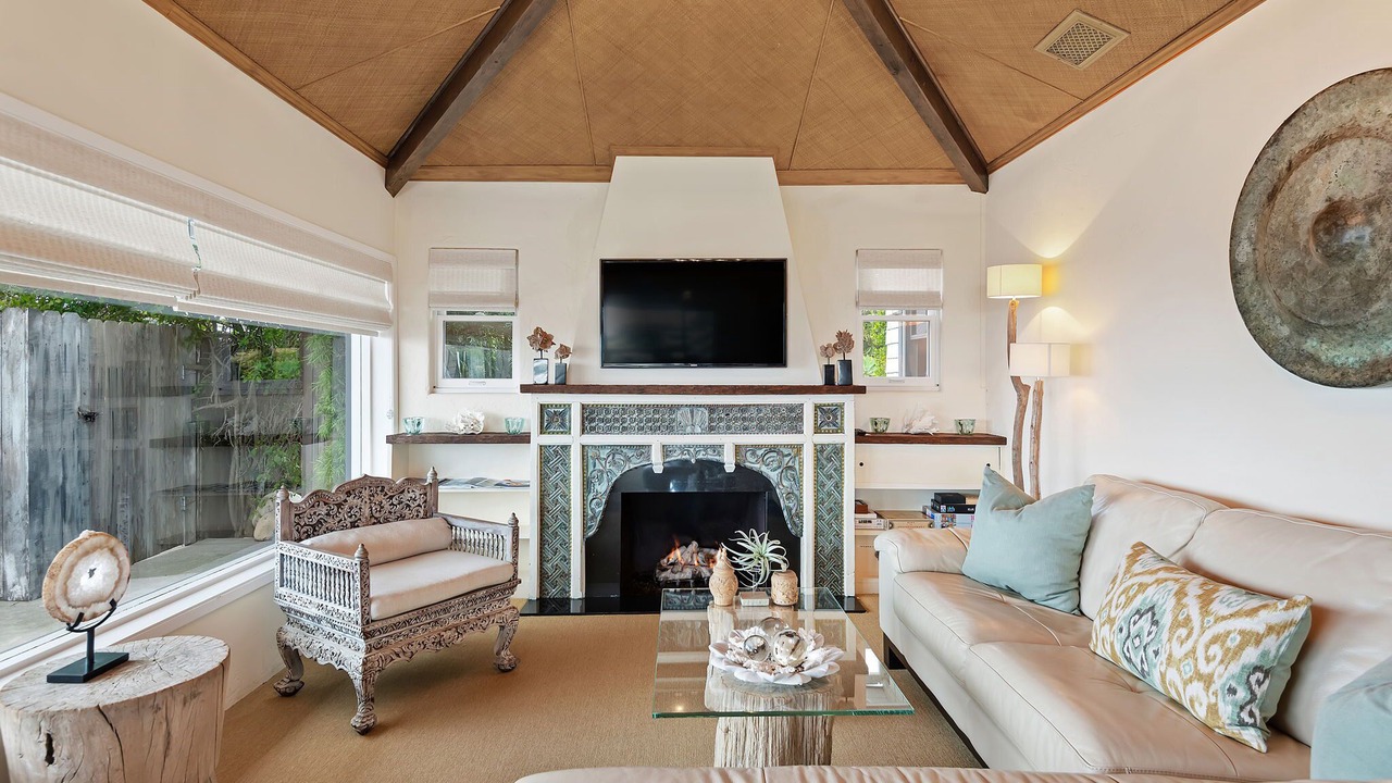 Photo of Livingroom in Summerland