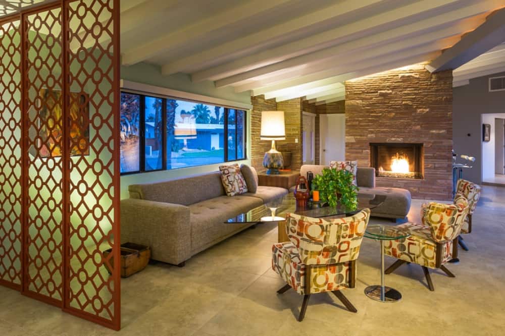 Photo of Livingroom in Tahquitz River Estates