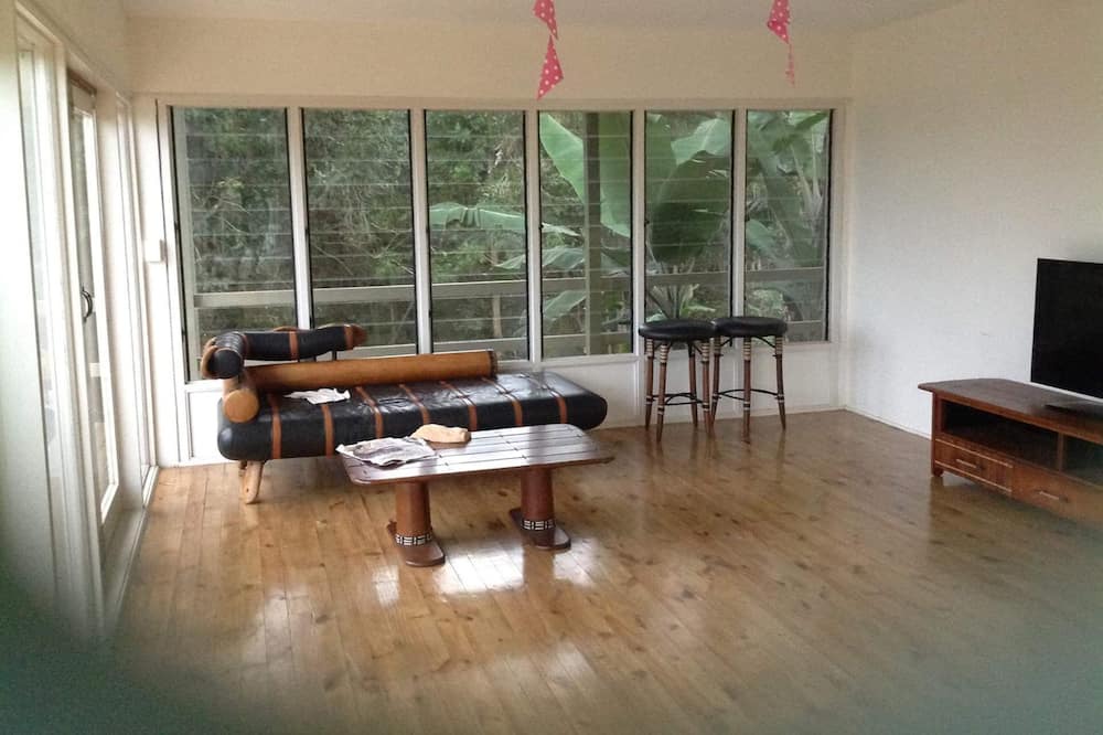Photo of Livingroom in Tagaqe