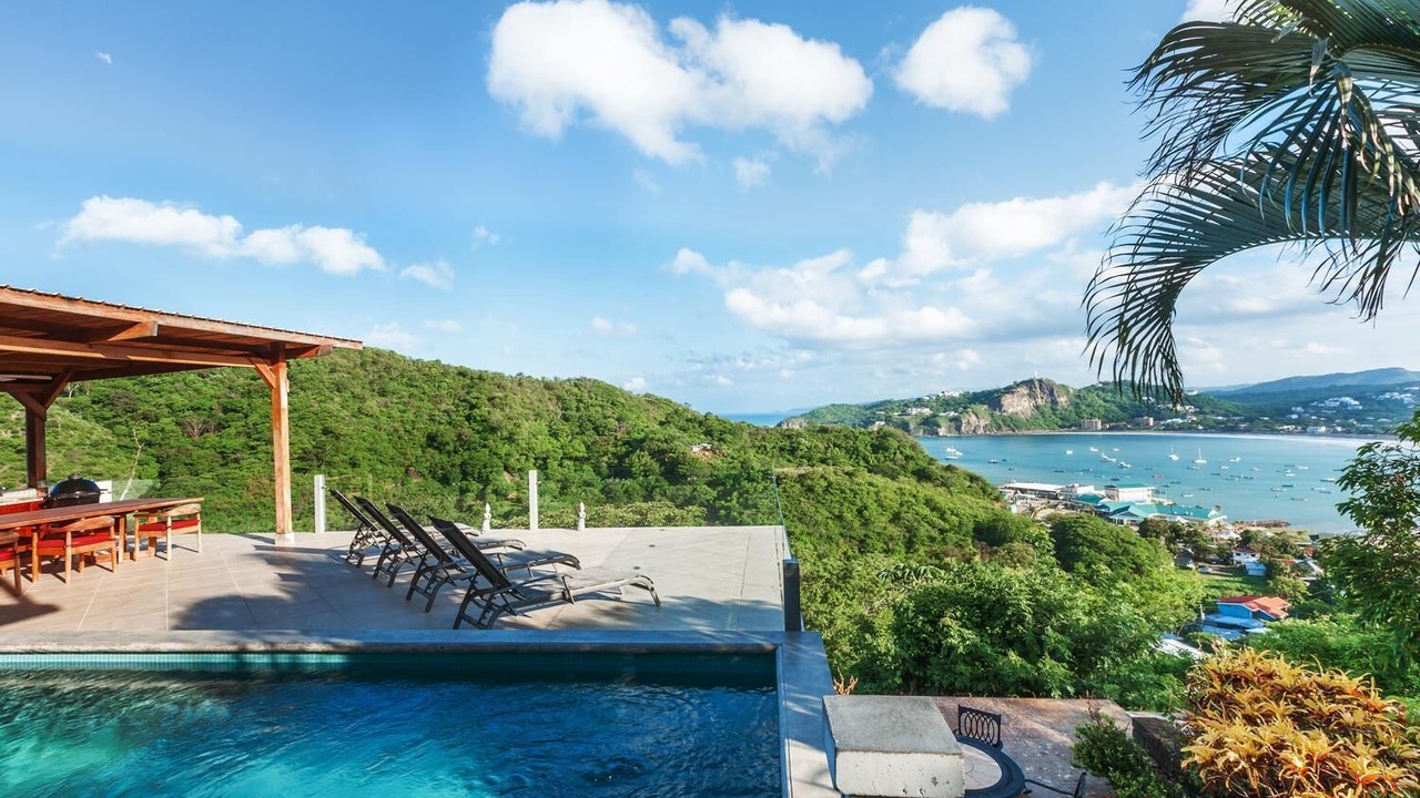 Photo of Outdoor in Paradise Bay