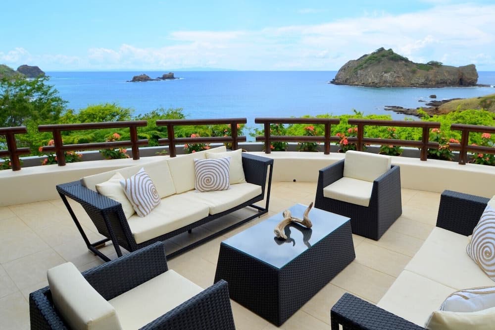 Photo of Patio Balcony in Guacalito de La Isla