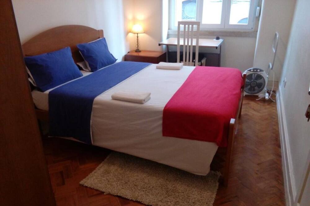Photo of Bedroom in Alto do Pina