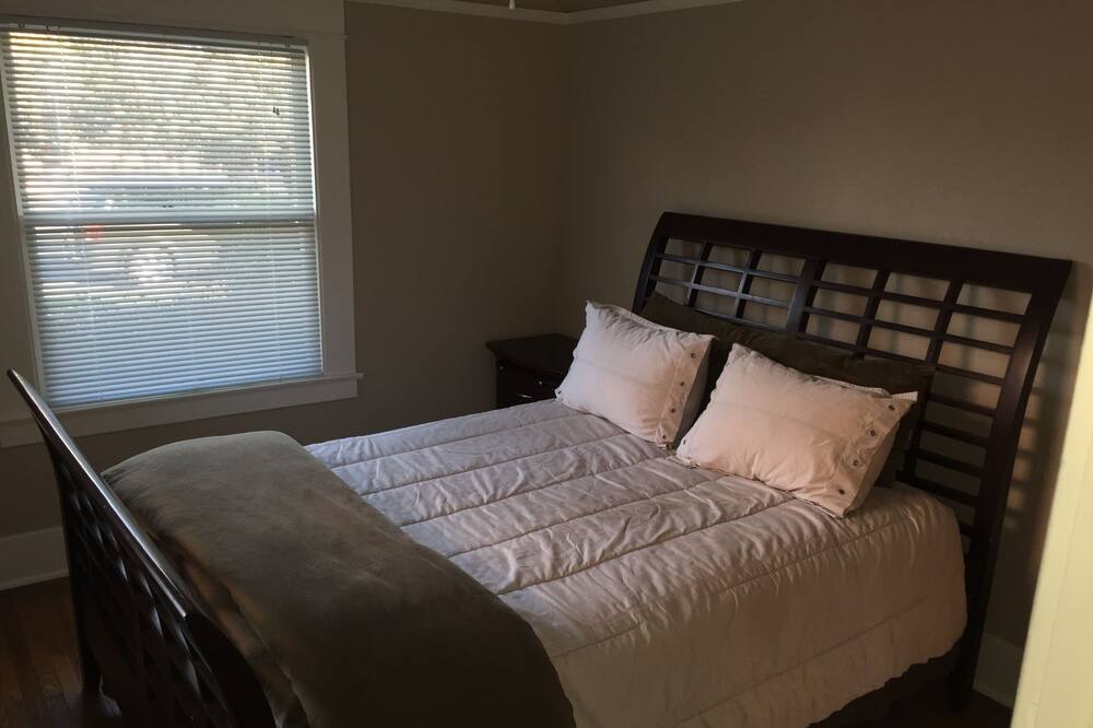 Photo of Bedroom in Kensington