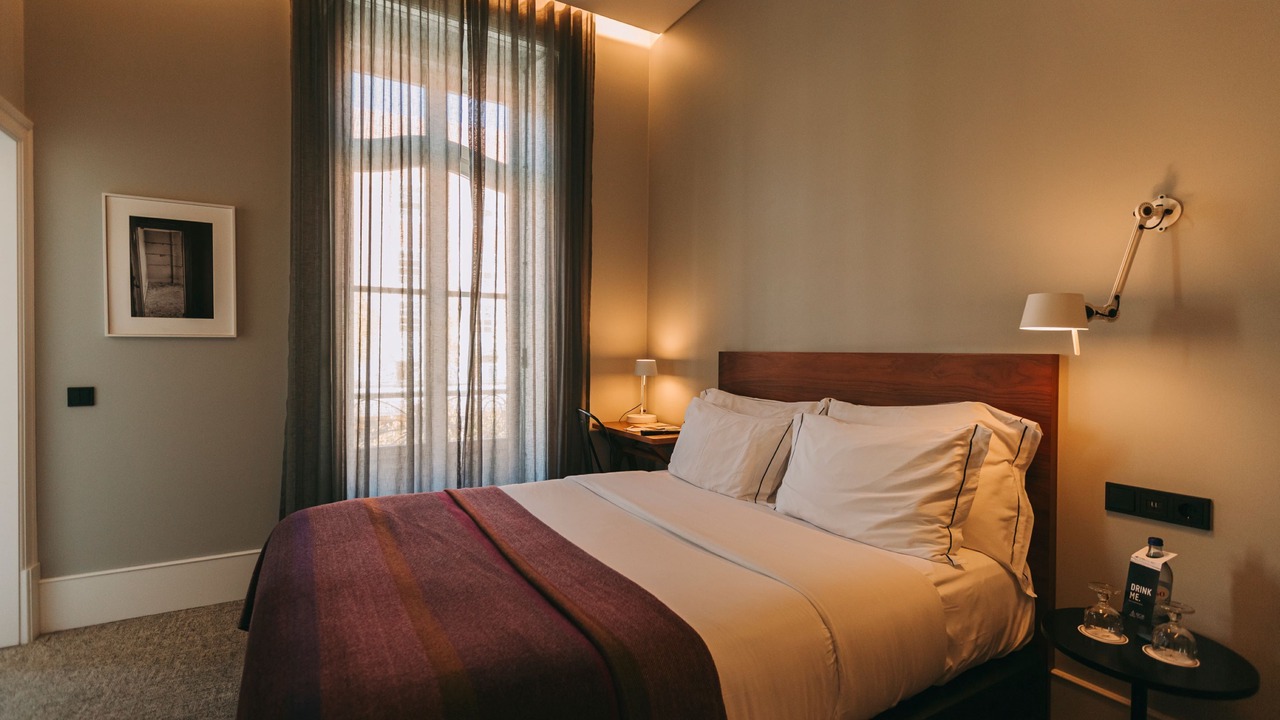 Photo of Bedroom in Lisbon Old Town