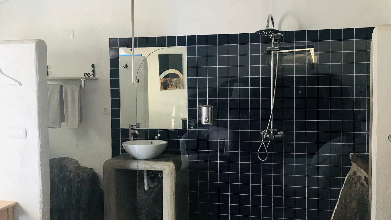 Photo of Bathroom in Penamacor