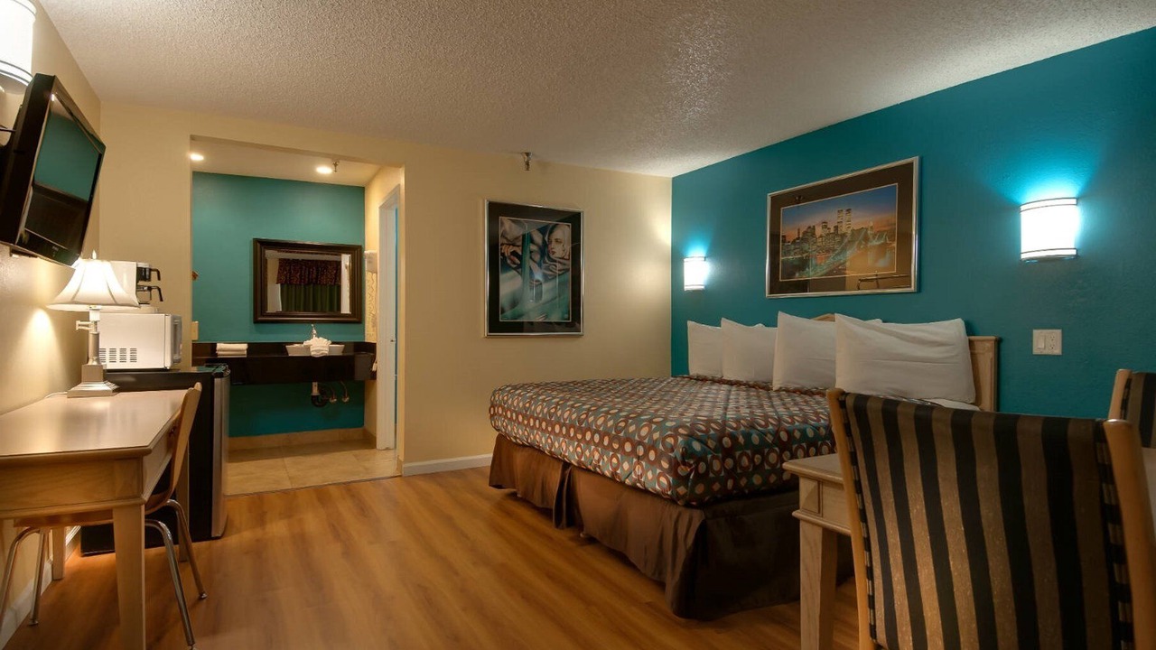 Photo of Livingroom in Oildale