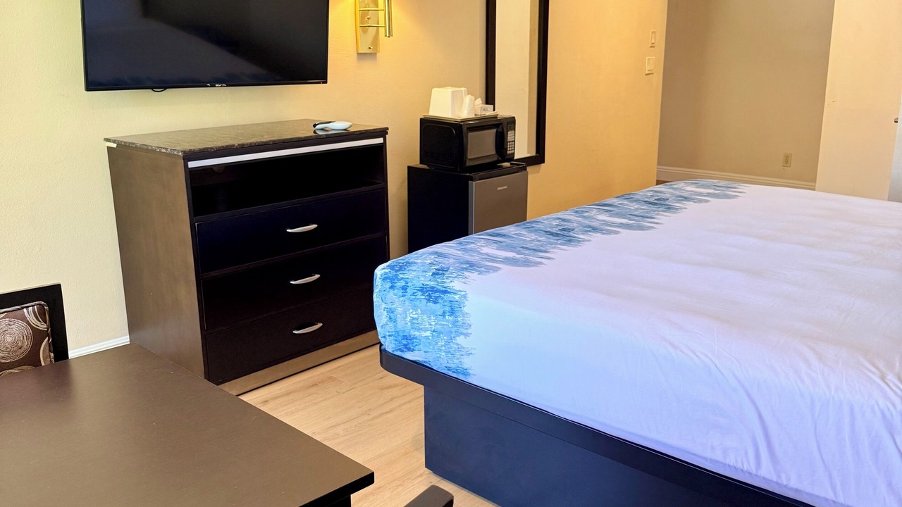 Photo of Bedroom in Castaic
