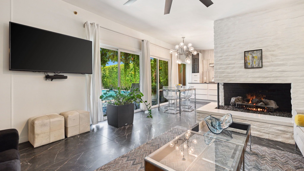 Photo of Outdoor in Tahquitz River Estates