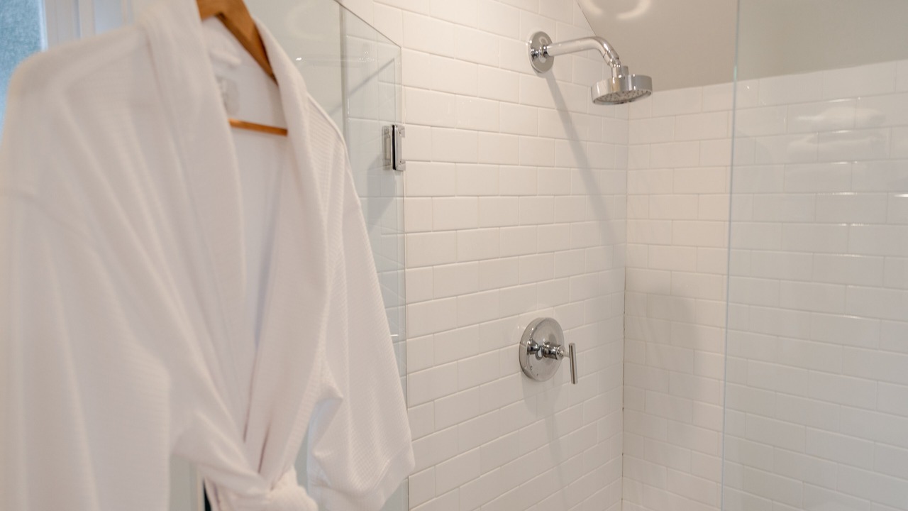 Photo of Bathroom in Albion