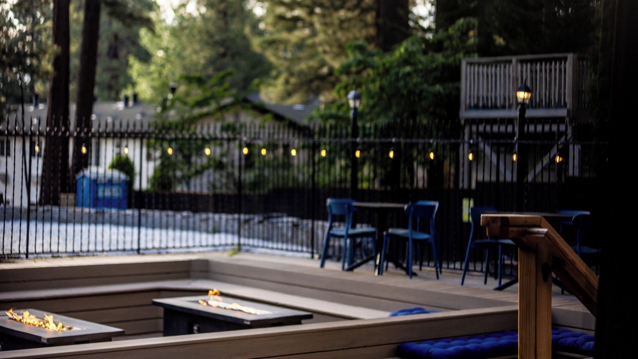 Photo of Patio Balcony in Lakeside Park