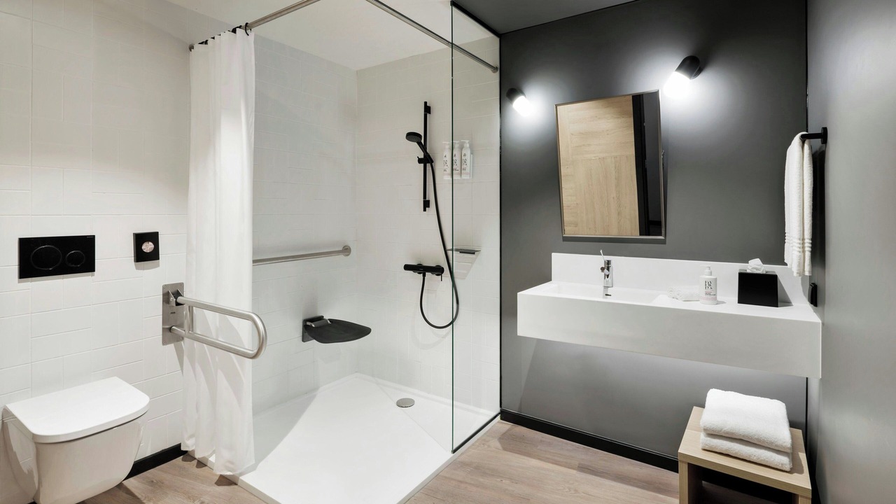 Photo of Bedroom in Amadora