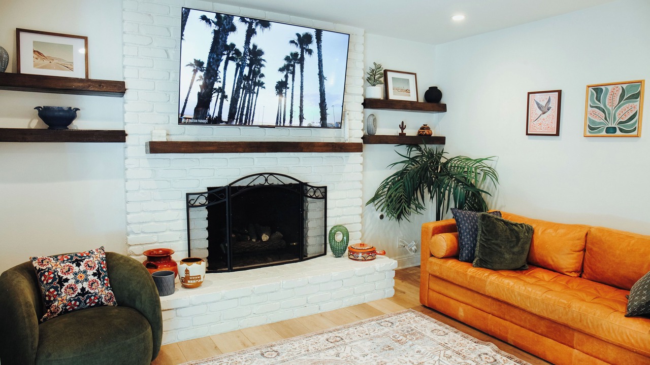 Photo of Livingroom in Simi Valley