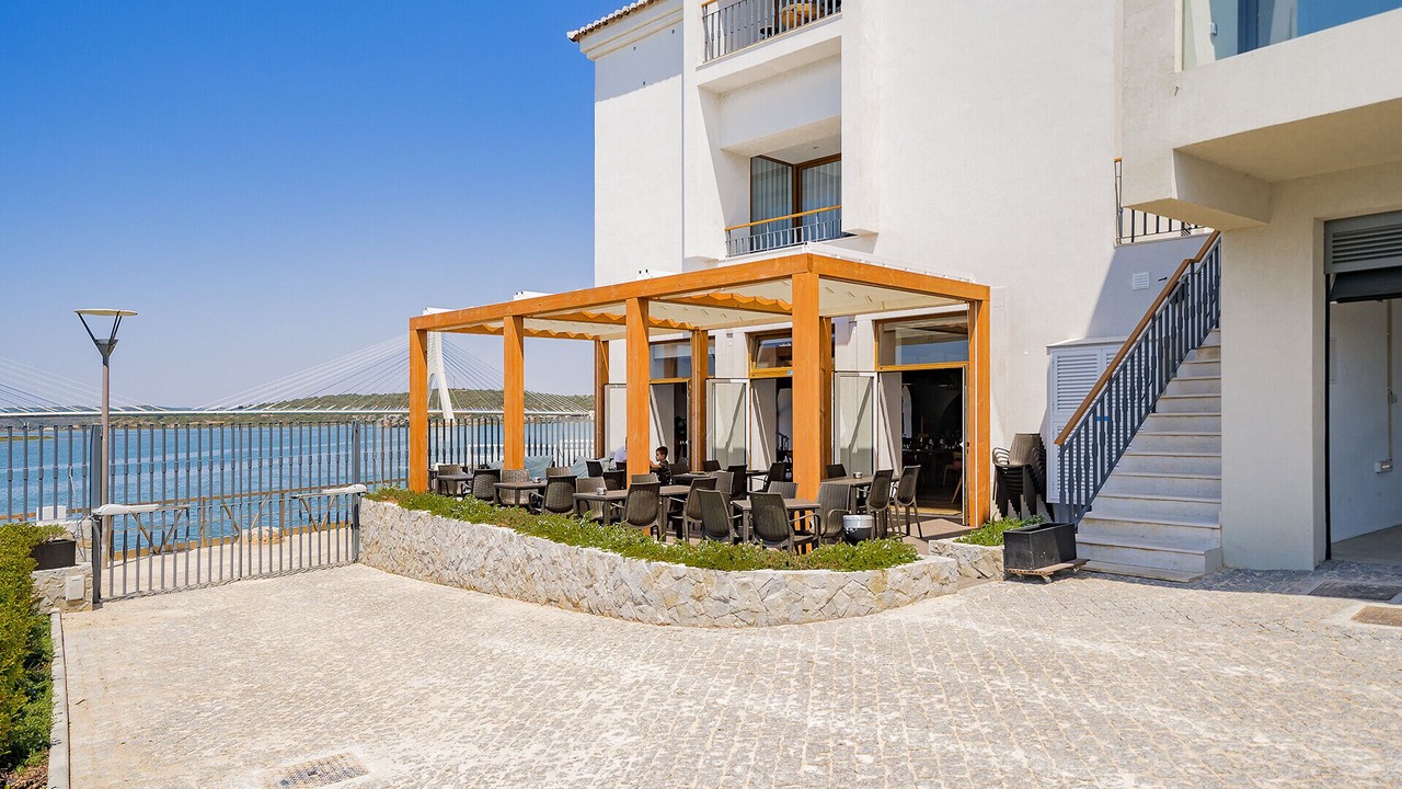Photo of Patio Balcony in Mexilhoeira da Carregacao