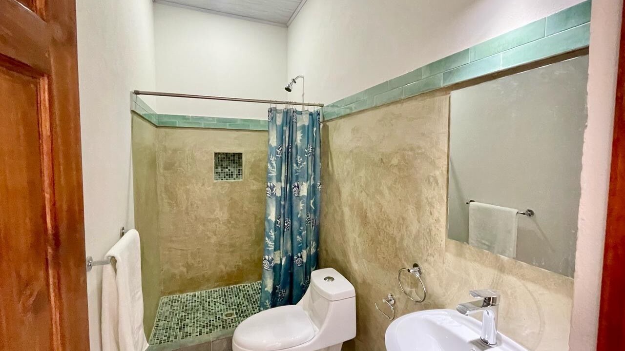 Photo of Bathroom in Tamarindo