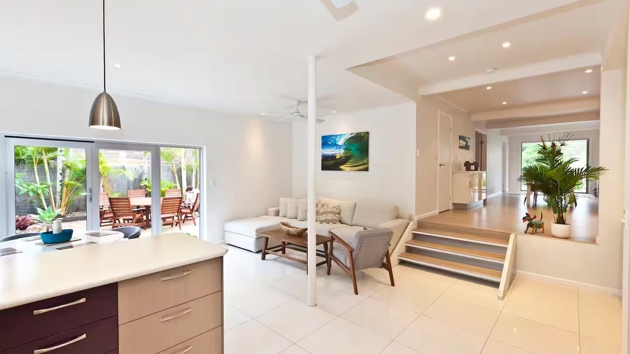 Photo of Livingroom in Burleigh Waters