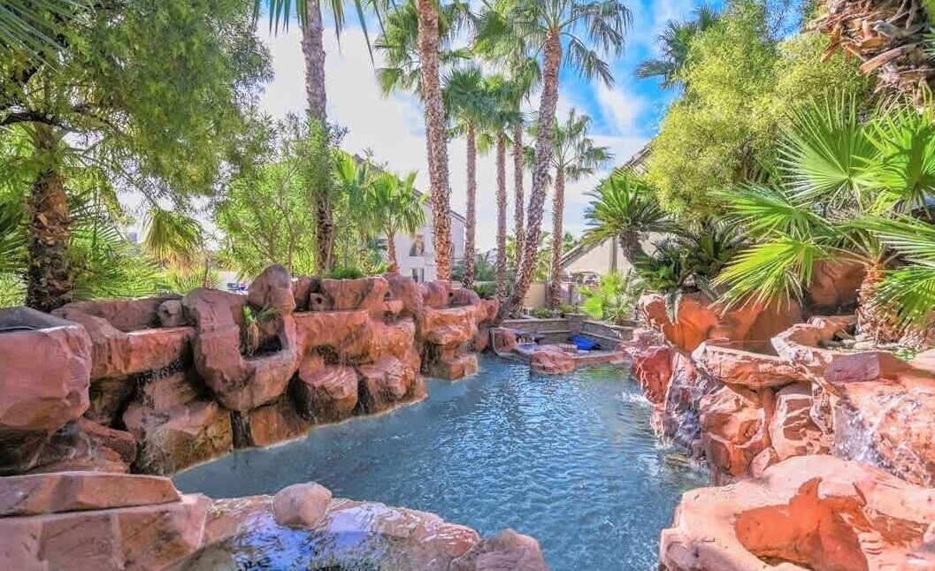 Photo of Outdoor in Spring Valley
