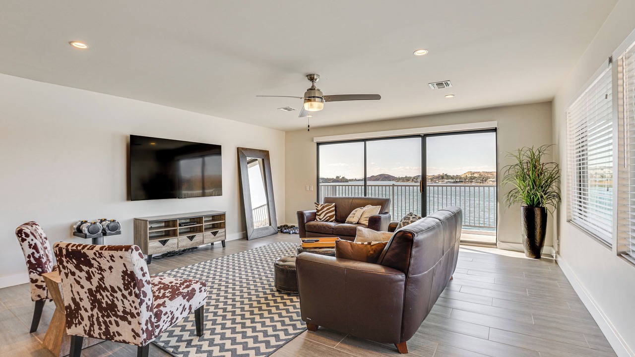 Photo of Livingroom in Bluewater