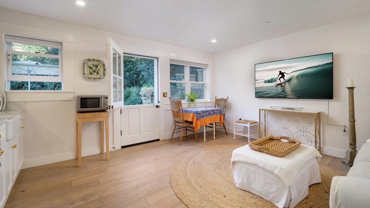 Photo of Livingroom in Oak Park