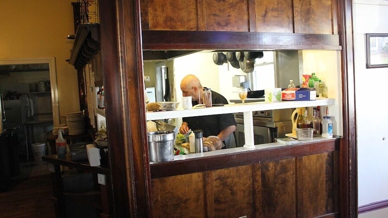 Photo of Kitchen in Hanford