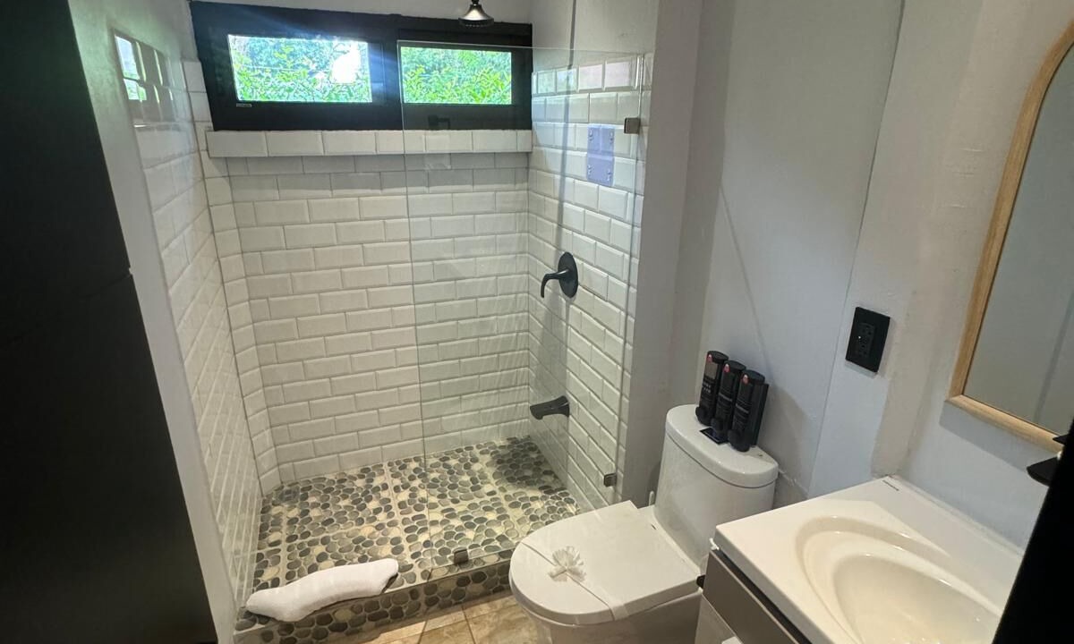 Photo of Bathroom in Potrero