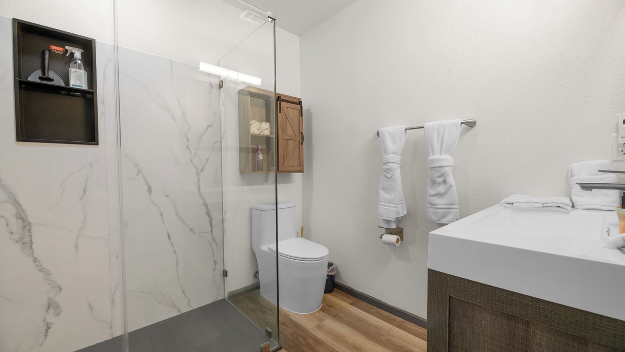 Photo of Bathroom in Woodlands