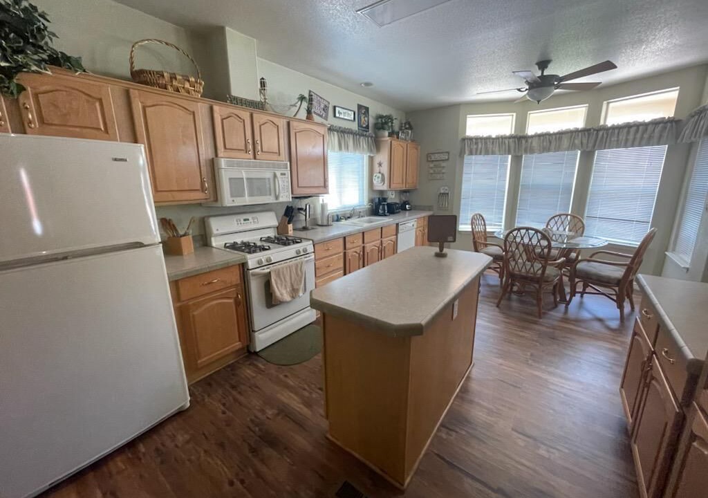 Photo of Kitchen in Colorado Shores