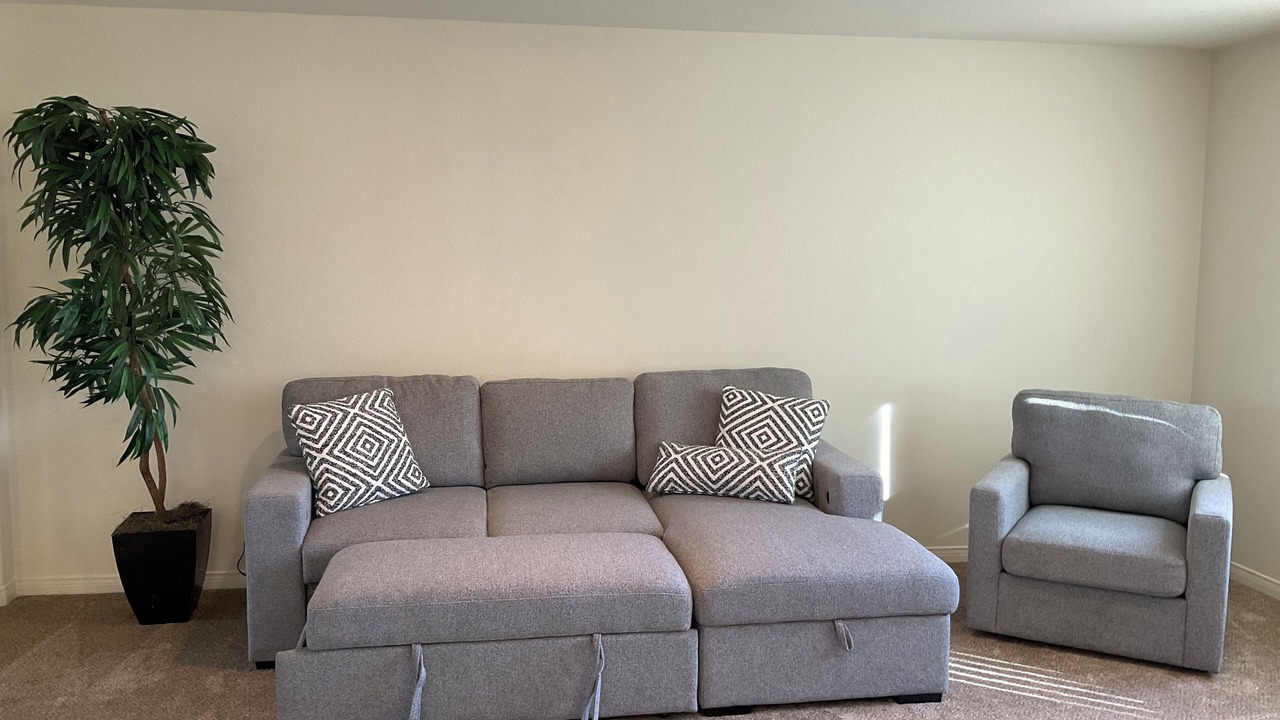 Photo of Livingroom in Stevenson Ranch