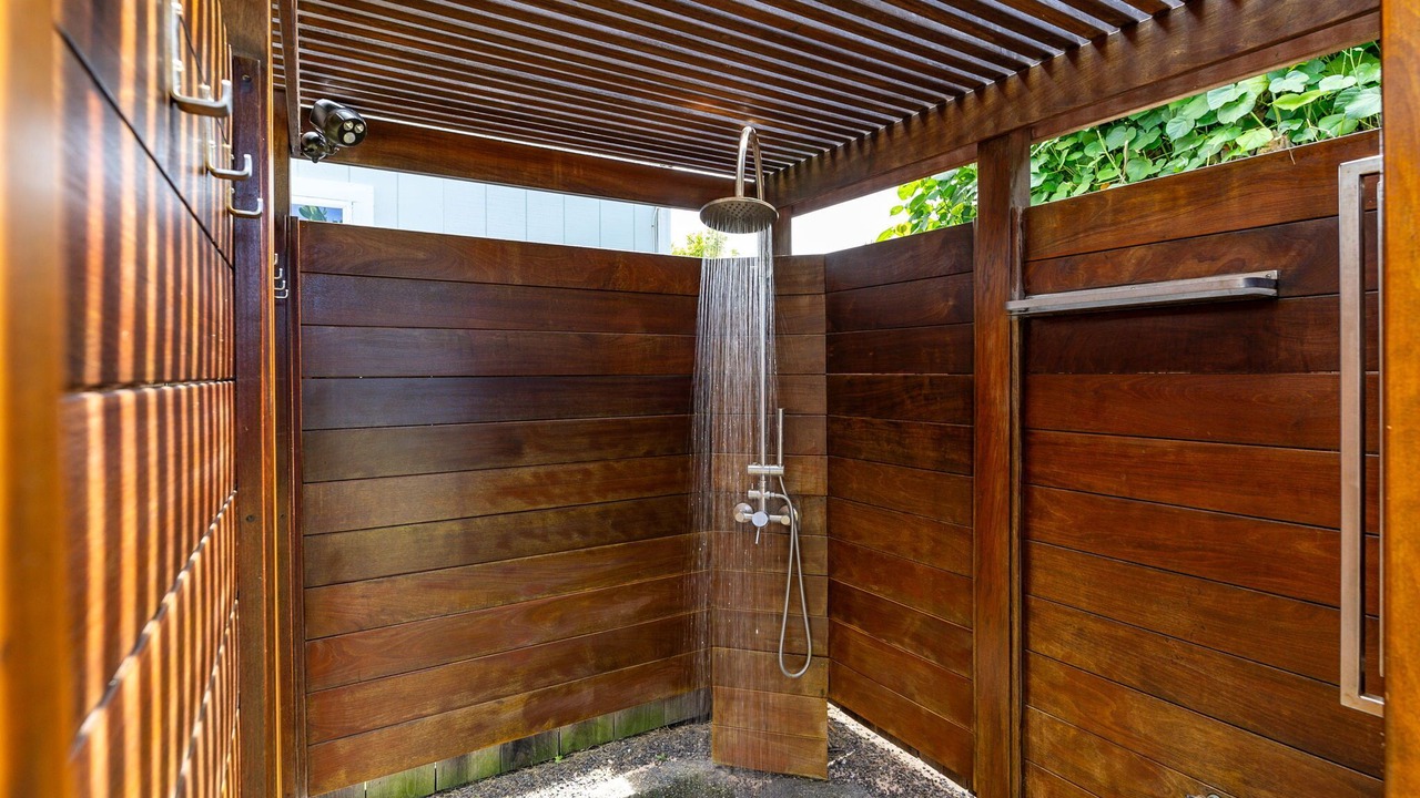 Photo of Bathroom in Mokuleia