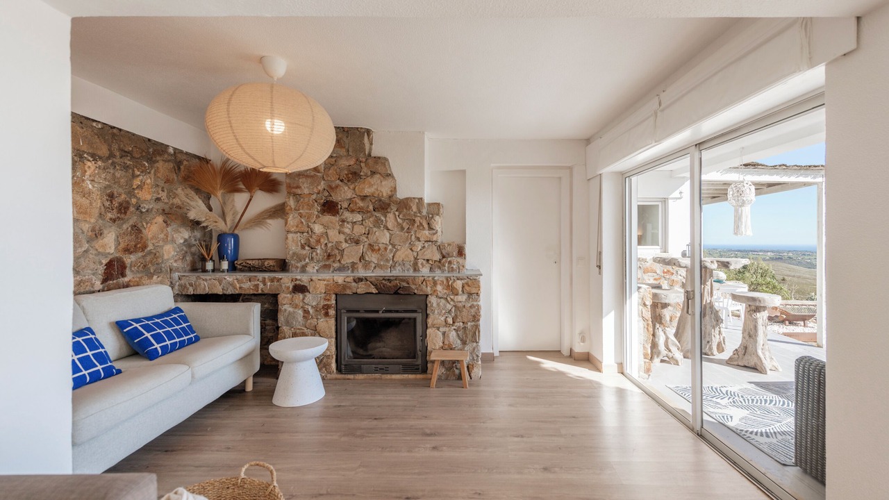 Photo of Livingroom in Monserrate