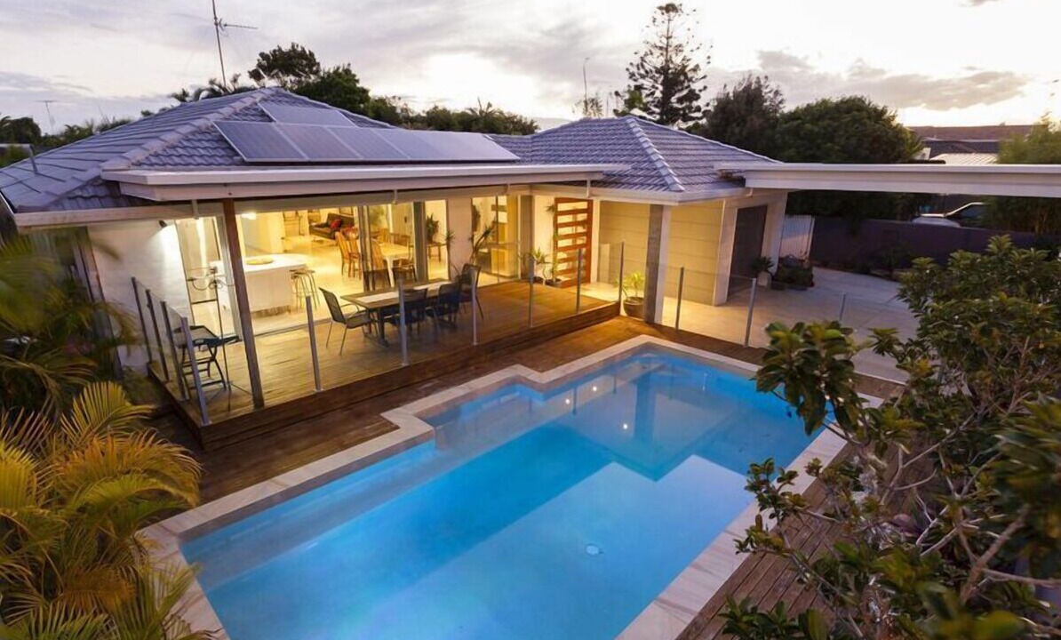 Photo of Outdoor in Mermaid Waters