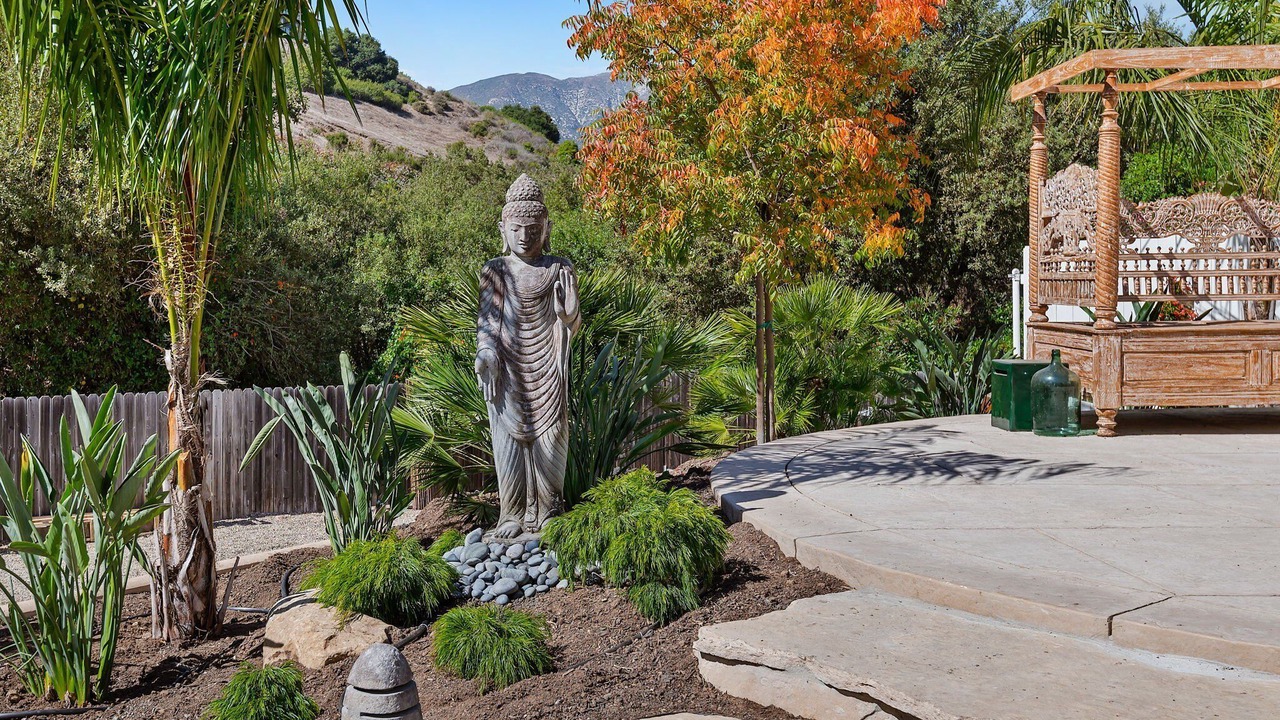 Photo of Outdoor in Summerland